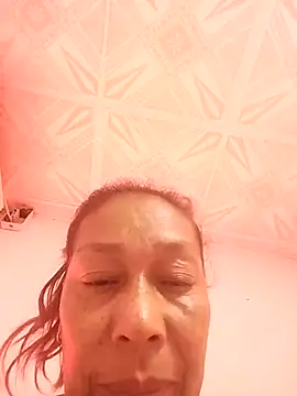 Naomi-Mature online show from 10/12/25, 09:19