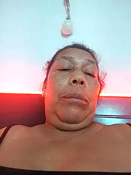 Naomi-Mature online show from 05/04/26, 03:35