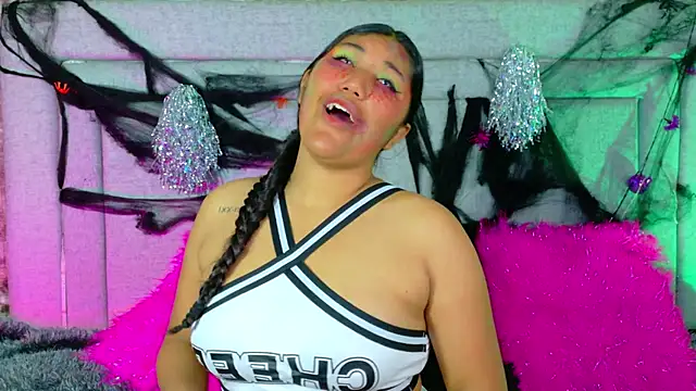 SharaRous online show from 10/31/25, 12:50