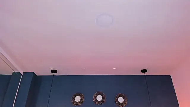 Snapshot of SusanAdams1 chatting on 10/07/25, 12:19 SusanAdams1 online show from 10/07/25, 12:19