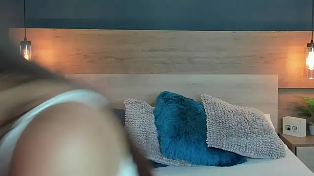 Snapshot of SusanAdams1 chatting on 11/30/25, 02:54 SusanAdams1 online show from 11/30/25, 02:54