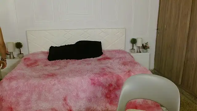 BellaSky4 online show from 12/16/25, 11:15