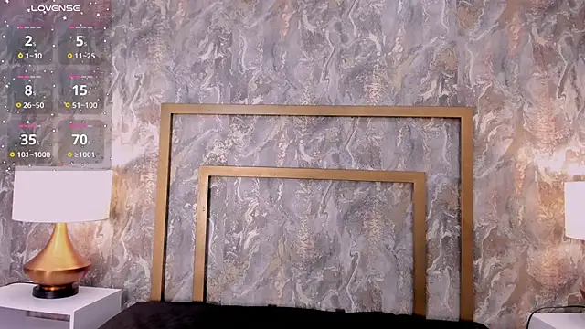 Snapshot of DannaBelucci chatting on 10/10/25, 12:04 DannaBelucci online show from 10/10/25, 12:04