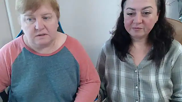 Bertie Adeline online show from 10/25/25, 07:49