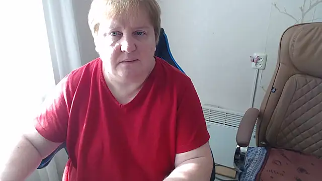 Bertie Adeline online show from 02/09/26, 10:52