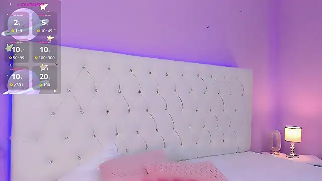 DaniielaV online show from 09/27/25, 12:54