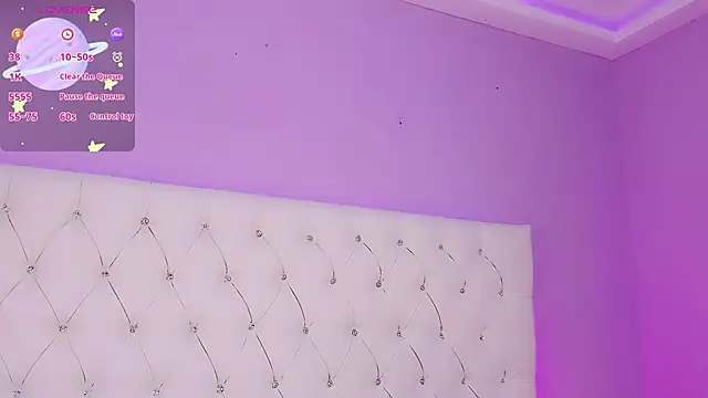 DaniielaV online show from 02/02/26, 01:43