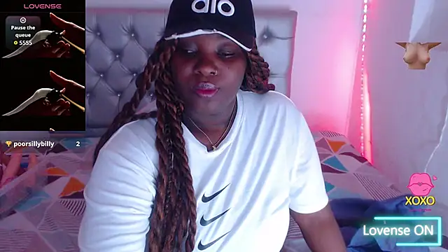 ebony NeighborMoans online show from 11/06/25, 03:29