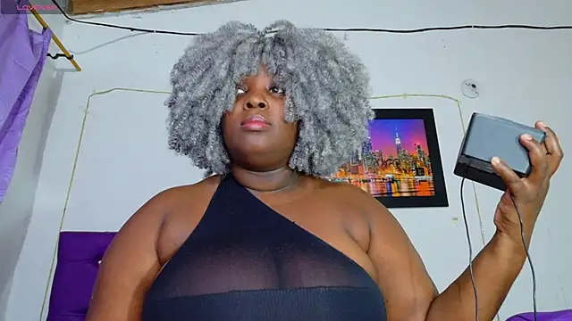 ebony NeighborMoans online show from 05/16/26, 03:03