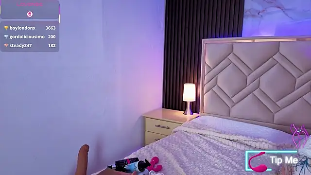 Snapshot of MiaaFarrel chatting on 03/01/26, 07:10 MiaaFarrel online show from 03/01/26, 07:10