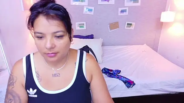 Snapshot of fat_naughtyass chatting on 07/03/26, 01:17 fat naughtyass online show from 07/03/26, 01:17
