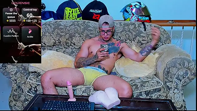 ArnoldSexy  online show from 10/07/25, 05:04