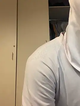 Snapshot of Mellow_Joe chatting on 11/11/25, 08:03 Mellow Joe online show from 11/11/25, 08:03