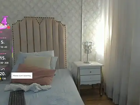 Snapshot of SkinnyGirl_28 chatting on 02/26/26, 07:46 SkinnyGirl 28 online show from 02/26/26, 07:46