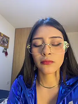 CatadeLuca online show from 10/31/25, 01:12