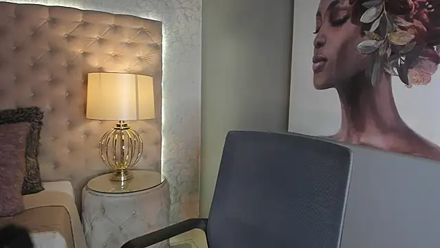 Snapshot of AlannaBlakes chatting on 12/05/25, 03:15 AlannaBlakes online show from 12/05/25, 03:15