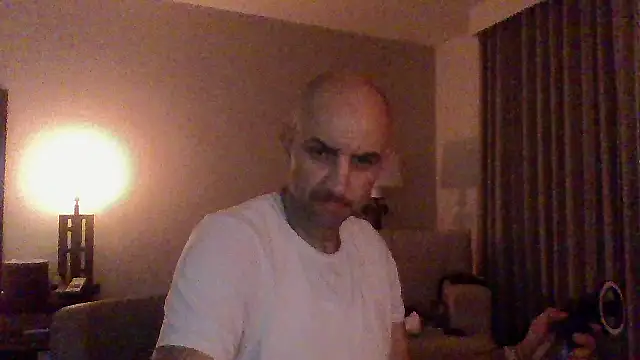 Hothotboyg online show from 05/02/26, 12:32