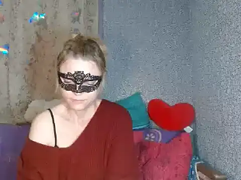 Snapshot of Miss_Nona chatting on 10/24/25, 02:02 Miss Nona online show from 10/24/25, 02:02