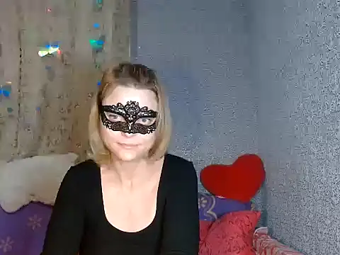 Miss Nona online show from 11/06/25, 02:40