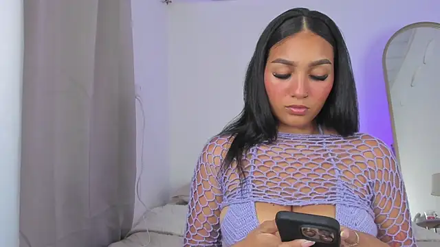 Snapshot of elzafuentes1 chatting on 11/04/25, 08:19 elzafuentes1 online show from 11/04/25, 08:19