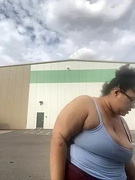 wishuhope4 online show from 10/10/25, 09:25