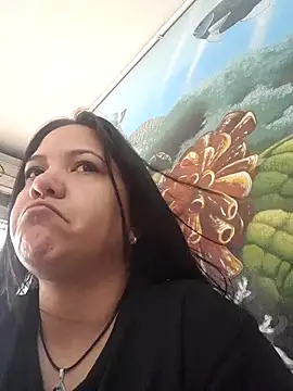 Snapshot of luna_520 chatting on 09/13/25, 06:29 luna 520 online show from 09/13/25, 06:29