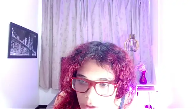 Snapshot of luisa__torres chatting on 07/02/26, 03:17 luisa torres online show from 07/02/26, 03:17