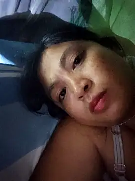 Snapshot of Angela-babyxx chatting on 10/21/25, 01:12 Angela-babyxx online show from 10/21/25, 01:12