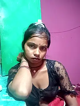 Snapshot of HotPiya439 chatting on 10/12/25, 10:53 HotPiya439 online show from 10/12/25, 10:53