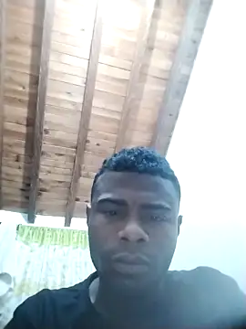 Snapshot of _yefez chatting on 10/05/25, 04:22 yefez online show from 10/05/25, 04:22