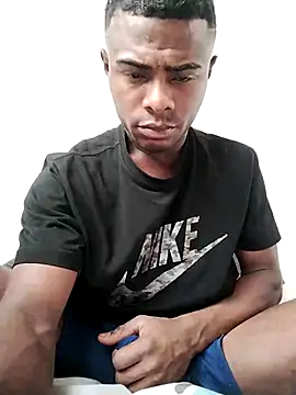 Snapshot of _yefez chatting on 10/16/25, 07:59 yefez online show from 10/16/25, 07:59