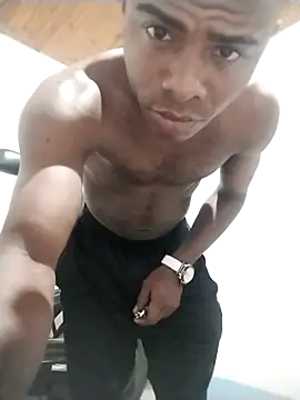 Snapshot of _yefez chatting on 10/19/25, 08:04 yefez online show from 10/19/25, 08:04