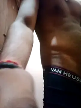 Snapshot of hornyboywithabs chatting on 04/08/26, 02:00 hornyboywithabs online show from 04/08/26, 02:00