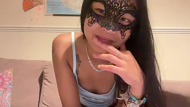 PixieDaisyy online show from 11/27/25, 10:12