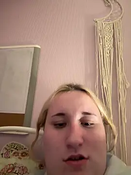 imawhorenslut19 online show from 04/10/26, 03:34