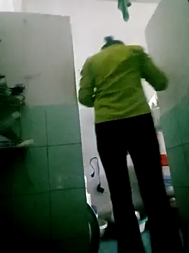 Snapshot of Dam-Lissa chatting on 10/02/25, 02:40 Dam-Lissa online show from 10/02/25, 02:40