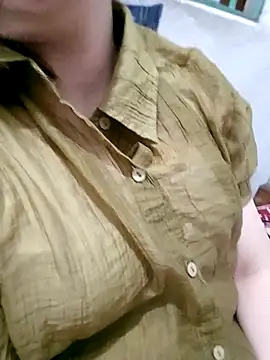 Snapshot of Dam-Lissa chatting on 10/19/25, 12:55 Dam-Lissa online show from 10/19/25, 12:55