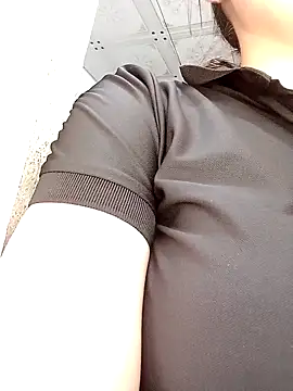 Snapshot of Dam-Lissa chatting on 10/20/25, 01:50 Dam-Lissa online show from 10/20/25, 01:50