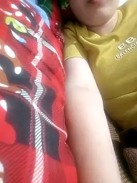 Snapshot of Dam-Lissa chatting on 10/21/25, 03:29 Dam-Lissa online show from 10/21/25, 03:29