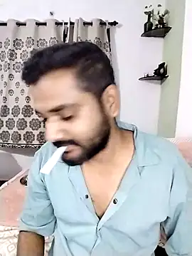 Snapshot of avi007p chatting on 10/02/25, 03:35 avi007p online show from 10/02/25, 03:35