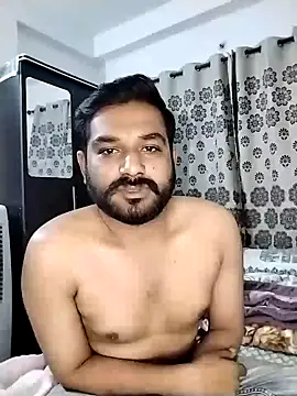 Snapshot of avi007p chatting on 01/05/26, 05:27 avi007p online show from 01/05/26, 05:27