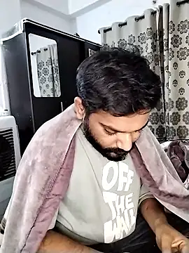Snapshot of avi007p chatting on 01/15/26, 12:37 avi007p online show from 01/15/26, 12:37