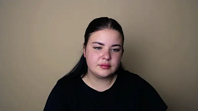 Snapshot of _Trisha_li chatting on 10/09/25, 11:19 Trisha li online show from 10/09/25, 11:19