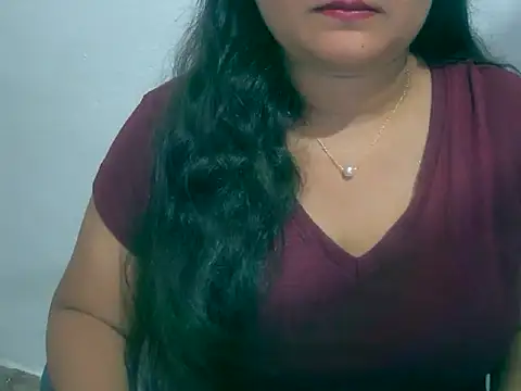 Saniya K online show from 11/02/25, 01:57