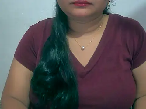 Saniya K online show from 11/19/25, 03:23