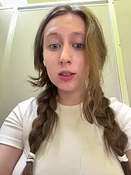 FroggyAnna online show from 06/30/26, 04:08
