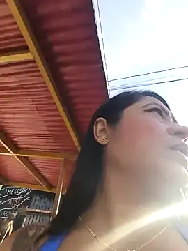 julieta evanns1 online show from 10/04/25, 12:03