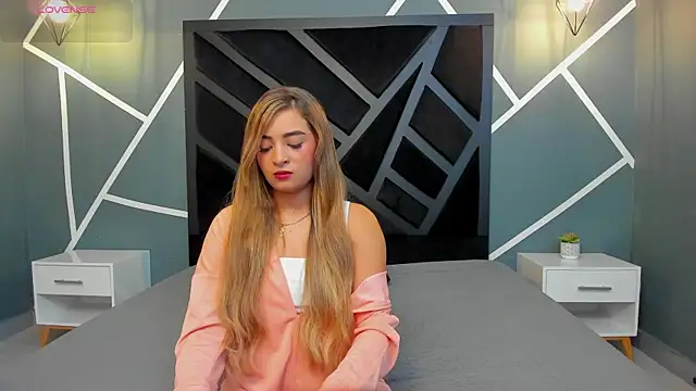 Snapshot of Alana_cox_ chatting on 11/27/25, 08:22 Alana cox online show from 11/27/25, 08:22