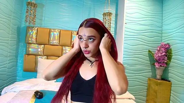 Snapshot of Scarlet_Monroee chatting on 10/01/25, 10:43 Scarlet Monroee online show from 10/01/25, 10:43
