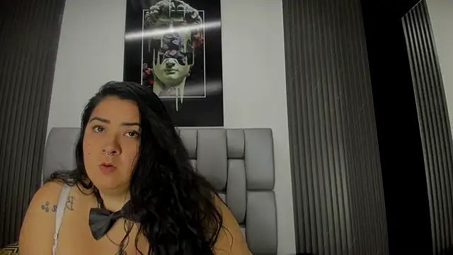 Snapshot of Bora_Lajuana chatting on 11/01/25, 04:14 Bora Lajuana online show from 11/01/25, 04:14